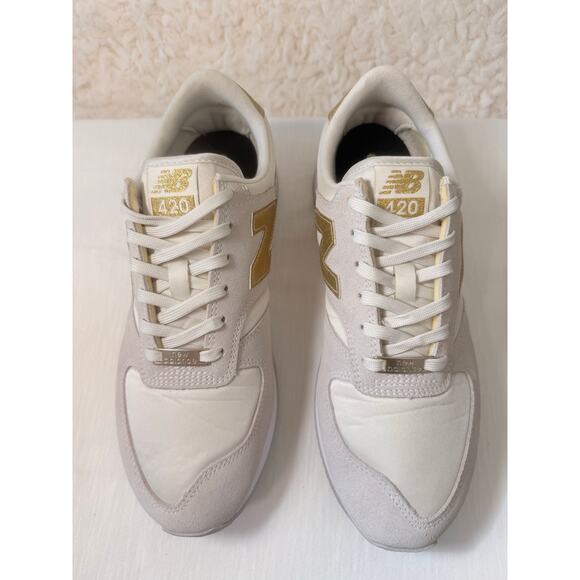 New Balance 420 Sneakers Womens Size 9 Suede and Canvas in Gold and Cream color - Picture 2 of 8